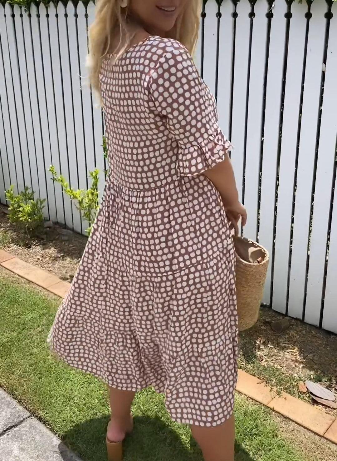 Zarah | Sable Short-Sleeve Midi Dress