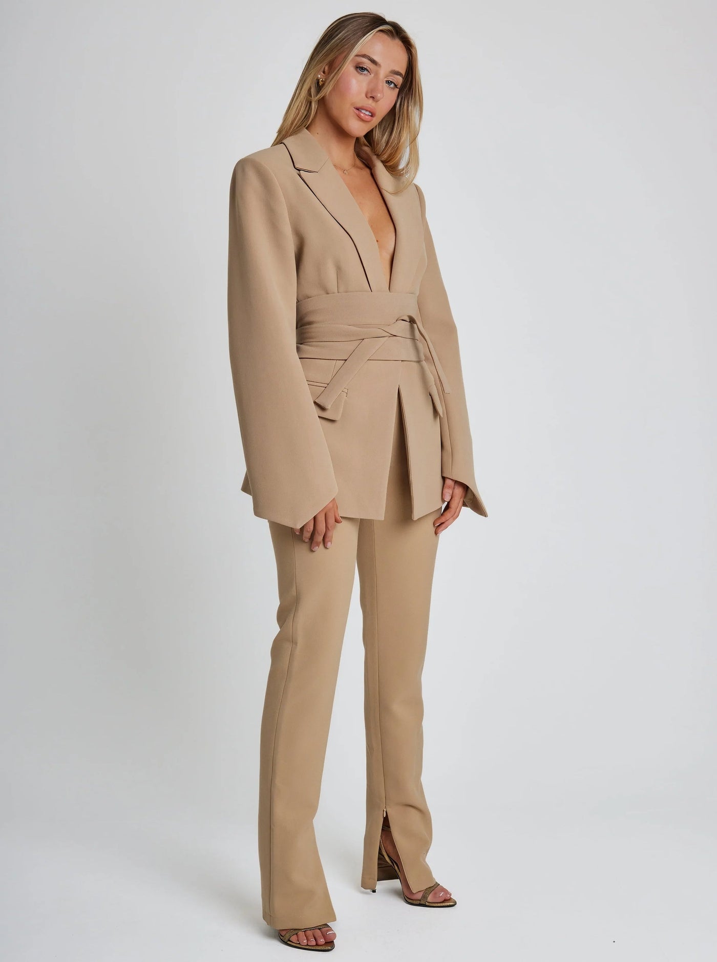 Amara™ | Belted Blazer