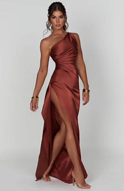 Lola™ | Lace Maxi