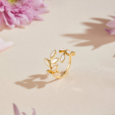 Golden Leaf Ring